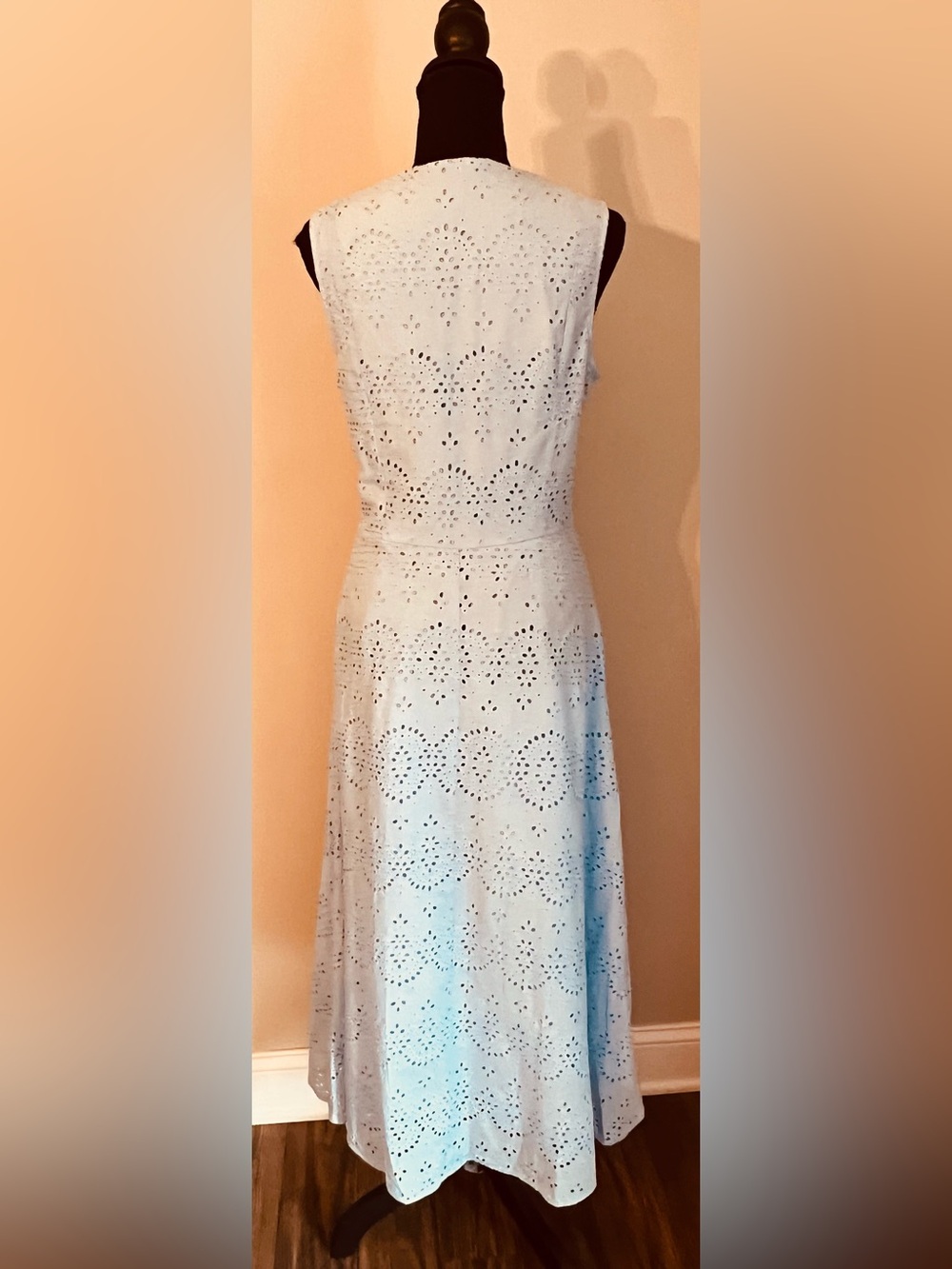 Commense cotton sleeveless embroidered eyelet dress with deep v neck - Picture 5 of 8
